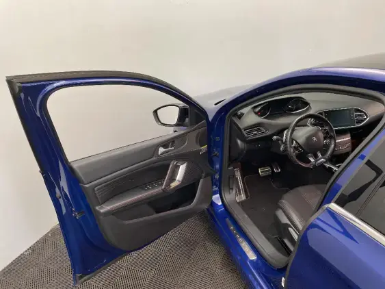 PEUGEOT 308 II - voiture d'occasion - Photo 18