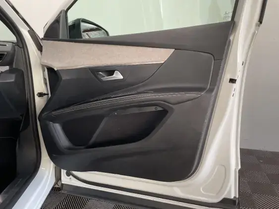 PEUGEOT 5008 II - voiture d'occasion - Photo 20