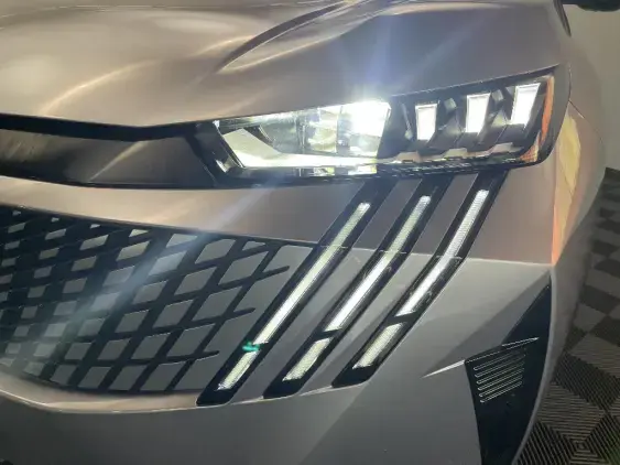 PEUGEOT 3008 III - voiture d'occasion - Photo 21