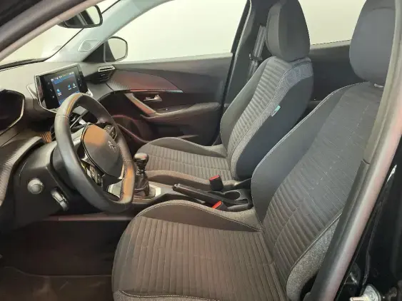 PEUGEOT 2008 II - voiture d'occasion - Photo 18