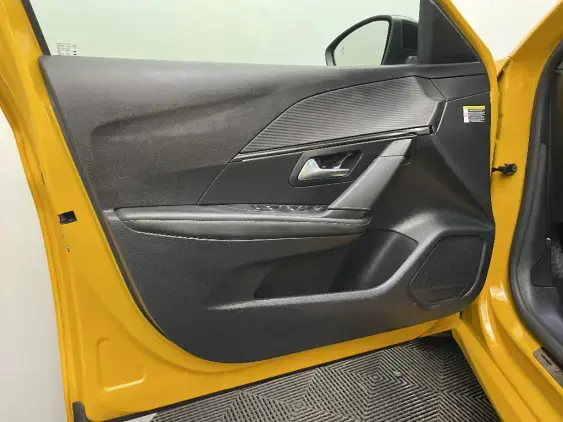 PEUGEOT 208 ELECTRIQUE II - voiture d'occasion - Photo 19