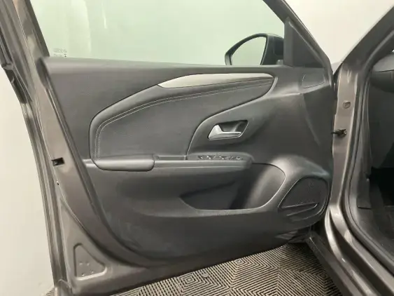 OPEL CORSA F - voiture d'occasion - Photo 18