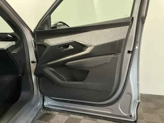 PEUGEOT 5008 III - voiture d'occasion - Photo 20