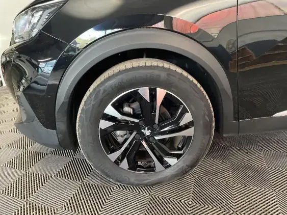 PEUGEOT 2008 II - voiture d'occasion - Photo 22