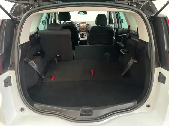 RENAULT SCENIC IV - voiture d'occasion - Photo 16