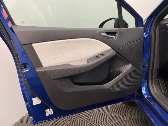 RENAULT CLIO V - voiture d'occasion - Photo 19