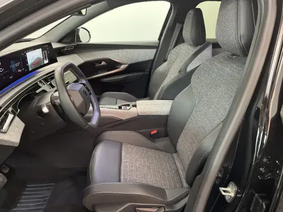 PEUGEOT 3008 III - voiture d'occasion - Photo 18