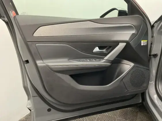 PEUGEOT 408 - voiture d'occasion - Photo 19