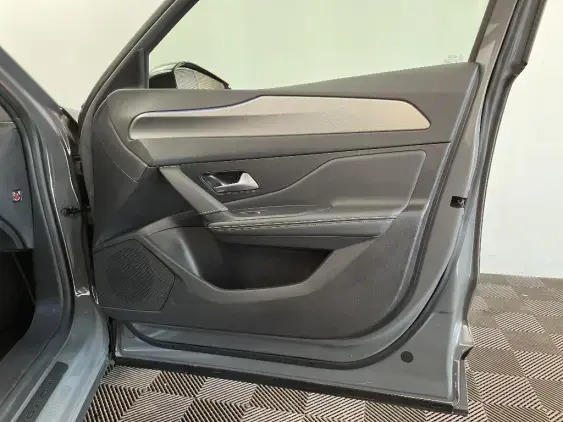 PEUGEOT 408 - voiture d'occasion - Photo 20