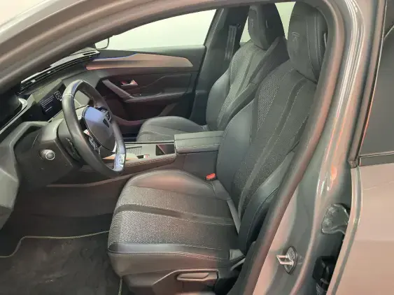 PEUGEOT 308 III - voiture d'occasion - Photo 18