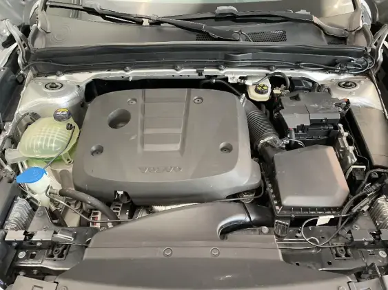 VOLVO XC40 - voiture d'occasion - Photo 21