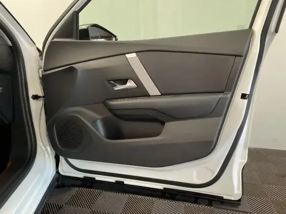 CITROEN C4 III - voiture d'occasion - Photo 20