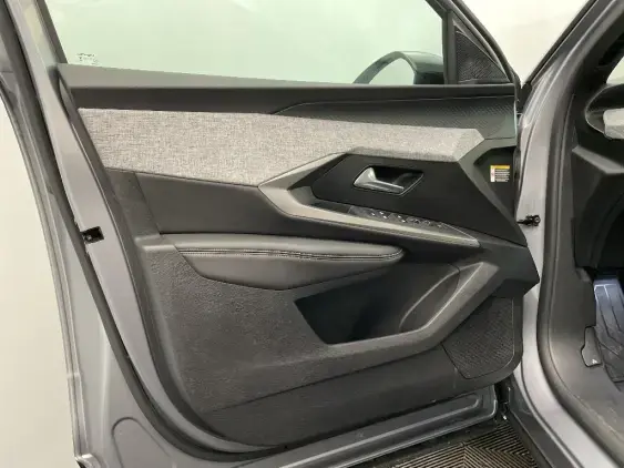 PEUGEOT 3008 III - voiture d'occasion - Photo 19