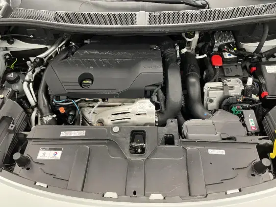 PEUGEOT 3008 II - voiture d'occasion - Photo 21