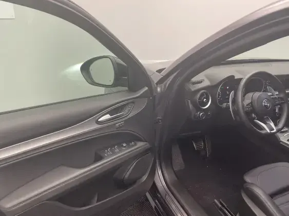 ALFA ROMEO STELVIO - voiture d'occasion - Photo 19