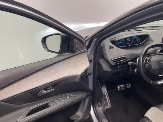 PEUGEOT 3008 II - voiture d'occasion - Photo 19