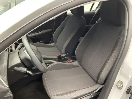 PEUGEOT 208 II - voiture d'occasion - Photo 18