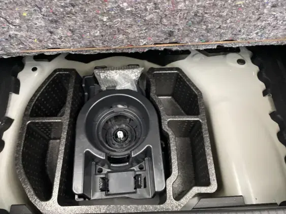 PEUGEOT 208 BUSINESS R II - voiture d'occasion - Photo 17