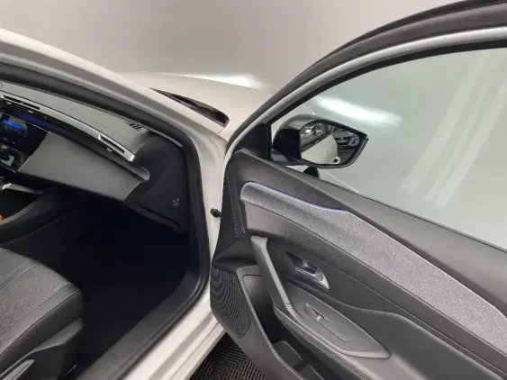 PEUGEOT 308 SW III - voiture d'occasion - Photo 20