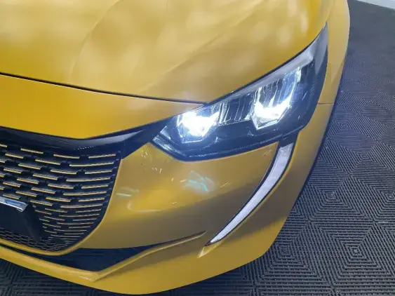 PEUGEOT 208 ELECTRIQUE II - voiture d'occasion - Photo 22