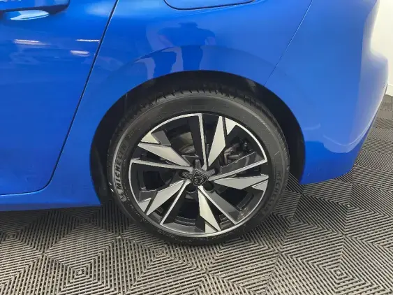 PEUGEOT 308 III - voiture d'occasion - Photo 24