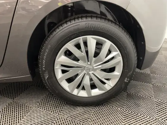 PEUGEOT 208 BUSINESS R II - voiture d'occasion - Photo 23