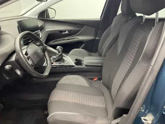 PEUGEOT 5008 II - voiture d'occasion - Photo 17