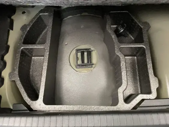 PEUGEOT 208 BUSINESS R II - voiture d'occasion - Photo 17