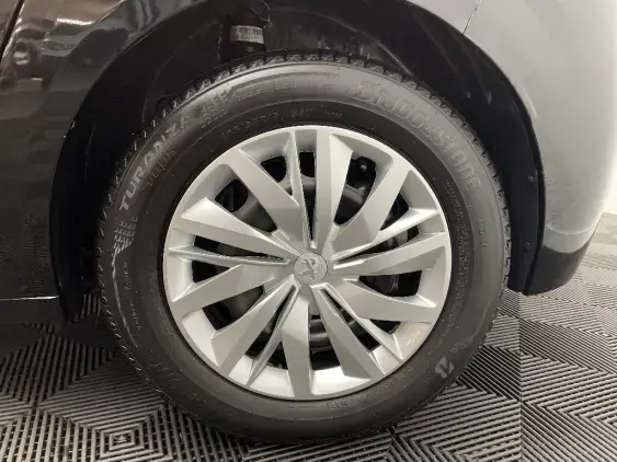 PEUGEOT 208 BUSINESS R II - voiture d'occasion - Photo 23