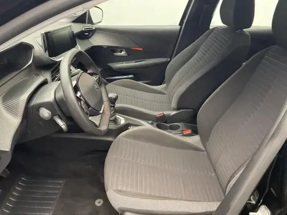 PEUGEOT 208 BUSINESS R II - voiture d'occasion - Photo 16