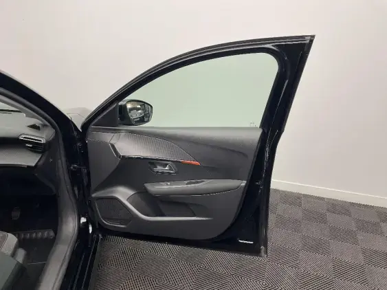 PEUGEOT 208 BUSINESS R II - voiture d'occasion - Photo 18