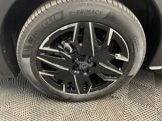 PEUGEOT 3008 III - voiture d'occasion - Photo 23