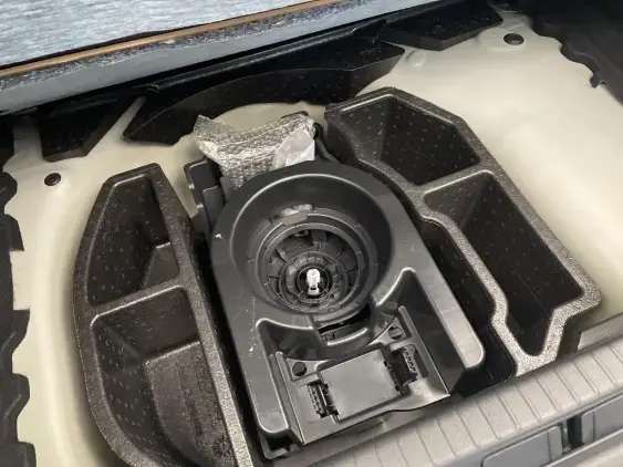 PEUGEOT 208 BUSINESS R II - voiture d'occasion - Photo 17