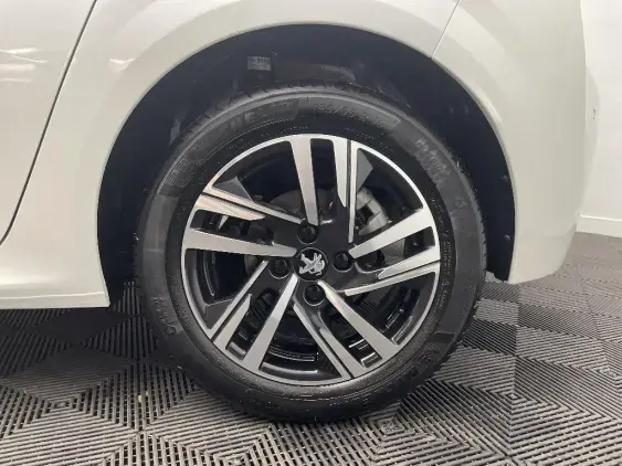 PEUGEOT 208 BUSINESS R II - voiture d'occasion - Photo 24