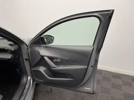 PEUGEOT 208 BUSINESS R II - voiture d'occasion - Photo 20