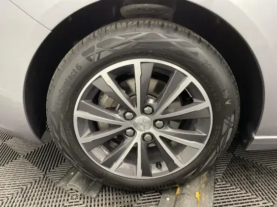 PEUGEOT 308 II - voiture d'occasion - Photo 23