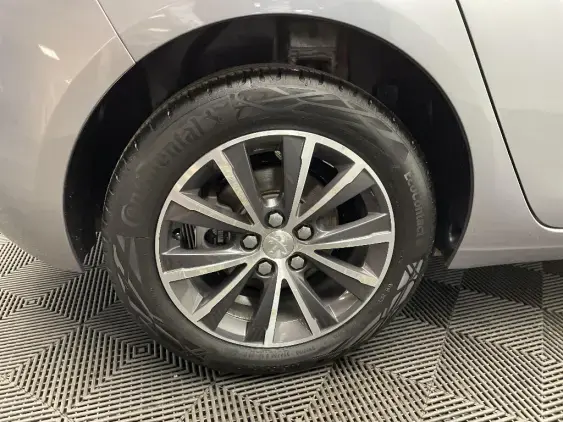 PEUGEOT 308 II - voiture d'occasion - Photo 25