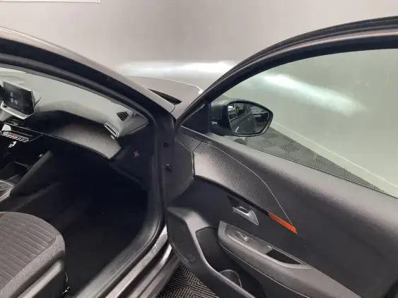 PEUGEOT 208 II - voiture d'occasion - Photo 20