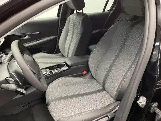 PEUGEOT 208 II - voiture d'occasion - Photo 18