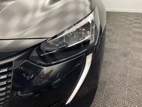 PEUGEOT 208 BUSINESS R II - voiture d'occasion - Photo 21