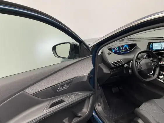 PEUGEOT 3008 II - voiture d'occasion - Photo 19