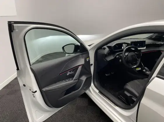 PEUGEOT 208 ELECTRIQUE II - voiture d'occasion - Photo 19