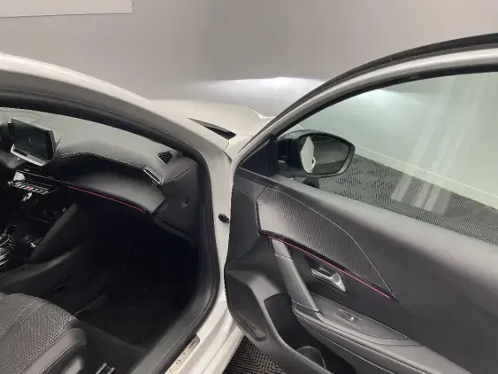 PEUGEOT 208 ELECTRIQUE II - voiture d'occasion - Photo 20