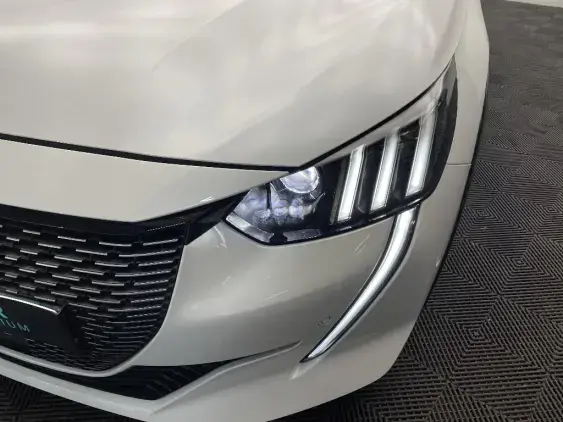 PEUGEOT 208 ELECTRIQUE II - voiture d'occasion - Photo 22