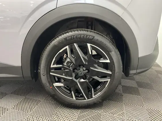 PEUGEOT 3008 III - voiture d'occasion - Photo 21