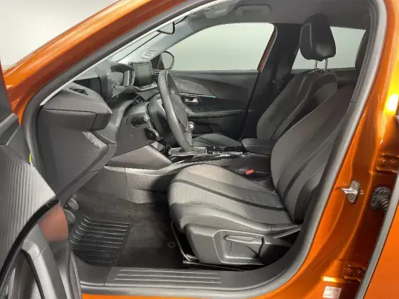 PEUGEOT 2008 II - voiture d'occasion - Photo 17