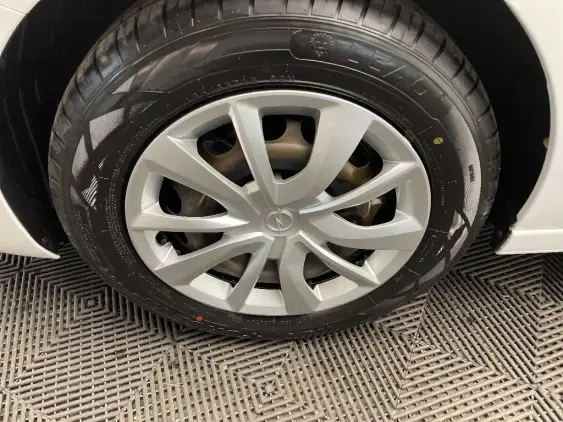 OPEL CORSA F - voiture d'occasion - Photo 23