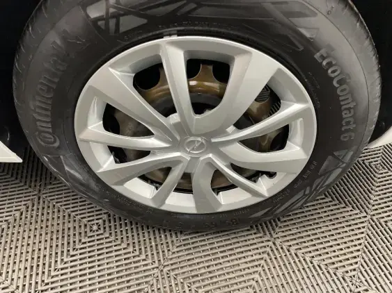 OPEL CORSA F - voiture d'occasion - Photo 24