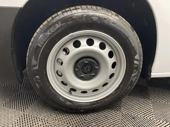 PEUGEOT PARTNER FGN III - voiture d'occasion - Photo 19