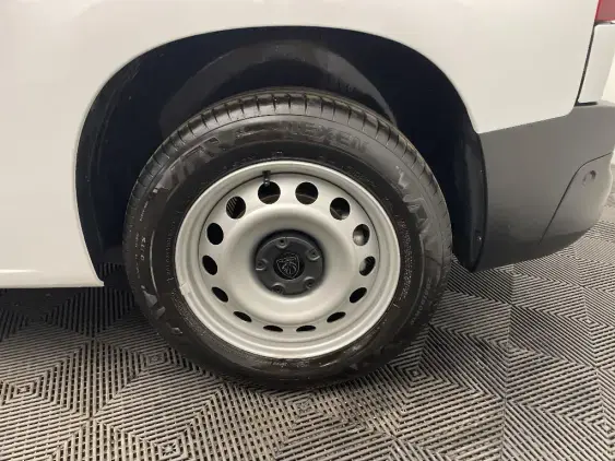 PEUGEOT PARTNER FGN III - voiture d'occasion - Photo 20